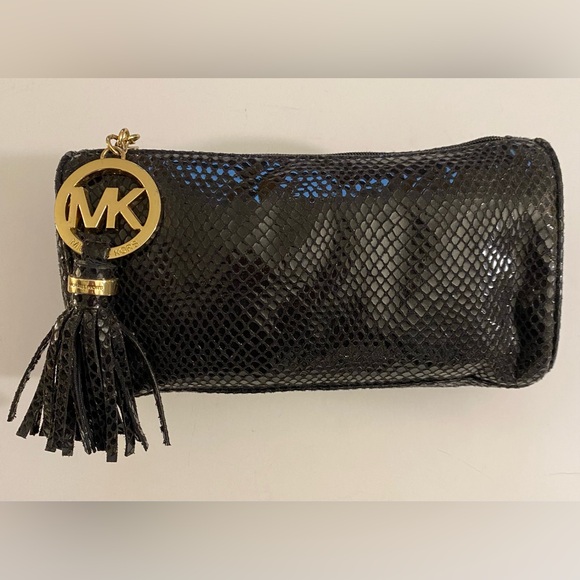EUC! Limited Michael Kors Edition Black Cosmetic Case Bag w/ tassel - Picture 5 of 5